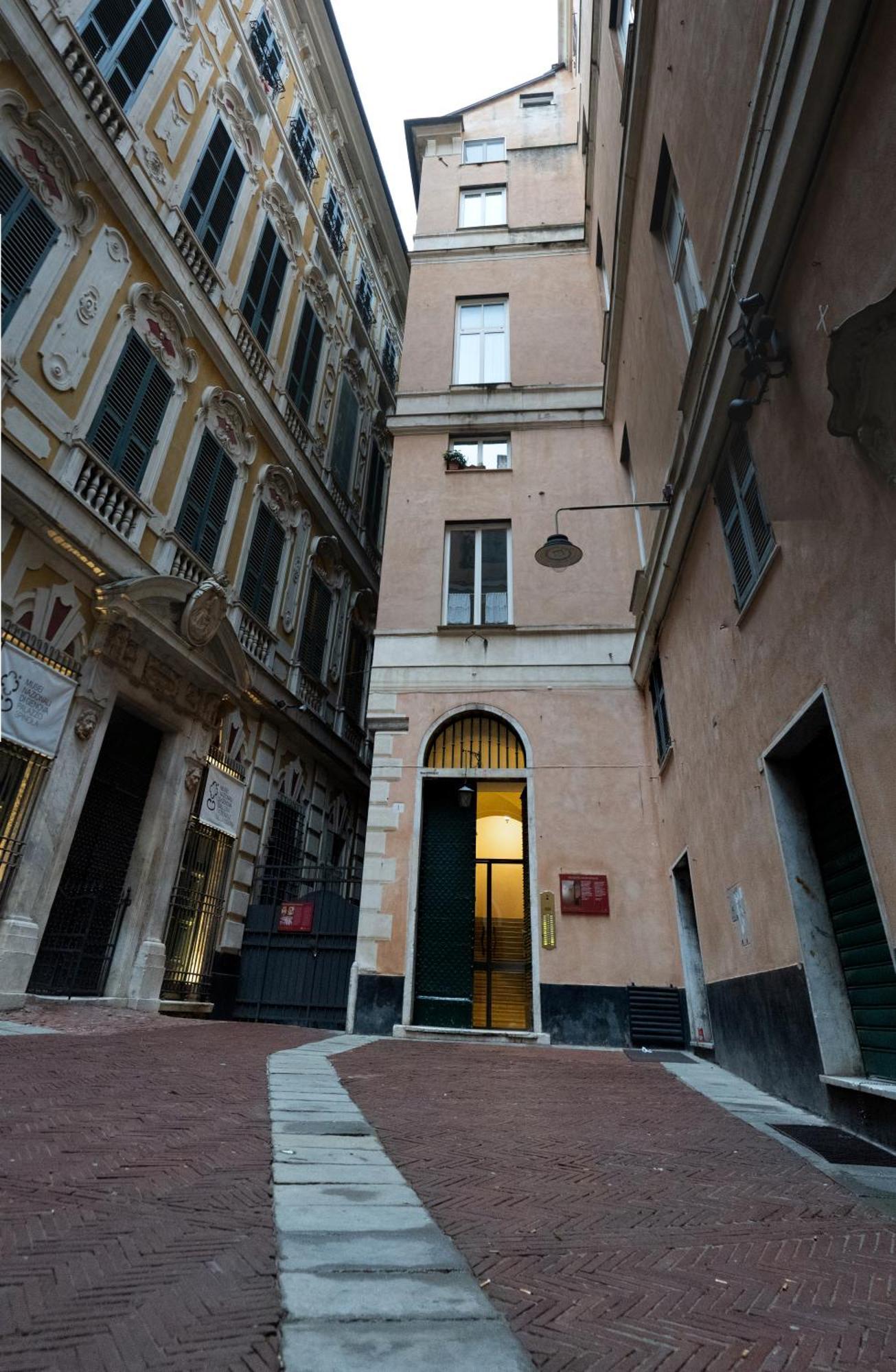 Dimora Lazzaro Grimaldi Ceba Genoa